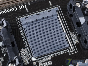 ASUS TUF sabertooth 990FX 121